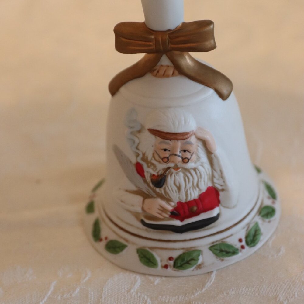 Vintage Flambro Ceramic Santa Bell